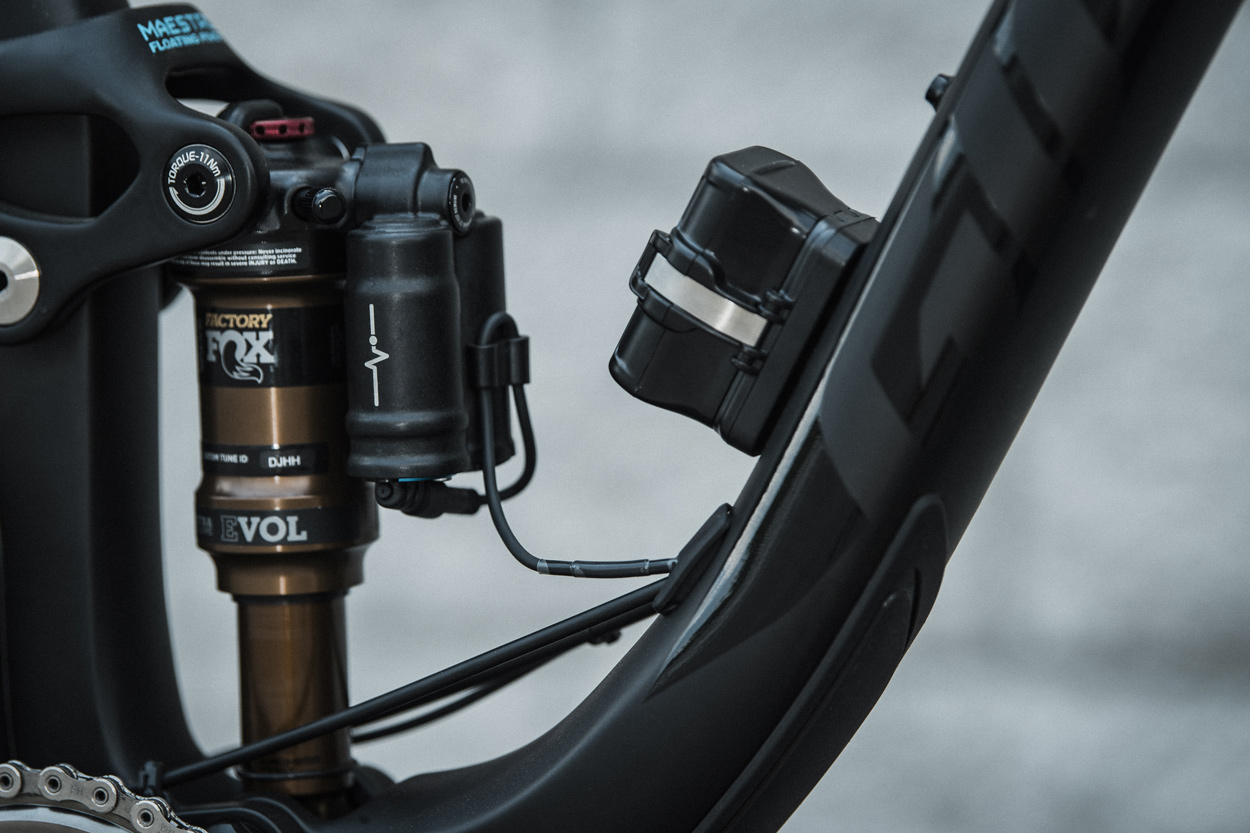 asiático anchura altura Fox Live Valve: Suspensiones electrónicas para bici de montaña | MTB Pro